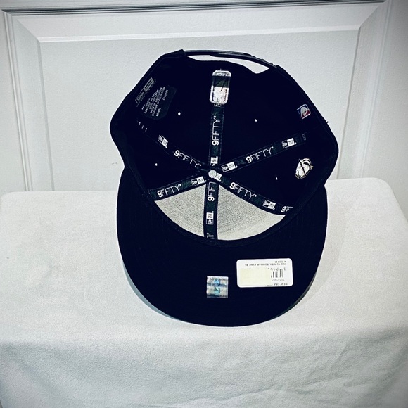 Toronto Raptors 2019 Championship Hat - Picture 5 of 5